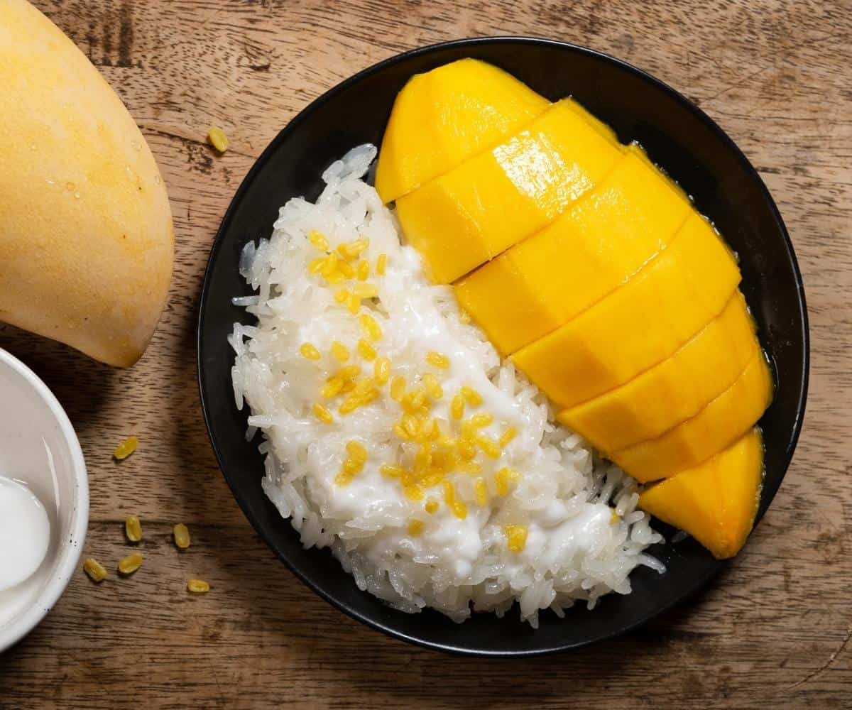 Sweet Mango Sticky Rice